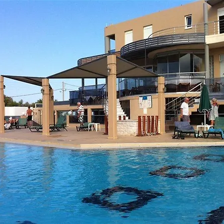 Mare 4* Μάλεμε